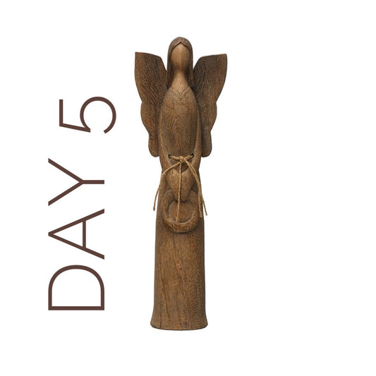 Day 5 of The 12 Days of Christmas Angle with Wreath