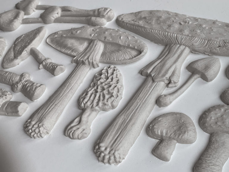 Toadstool IOD Decor Mould 6 x 10